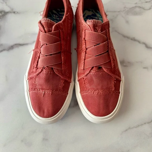 Blowfish Malibu Marley Slip-On Sneakers (8M) - Picture 2 of 9